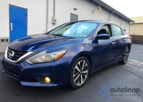 2018 Nissan Altima 2.5 z USA, uszkodzony, nr VIN 1N4AL3AP1JC123580